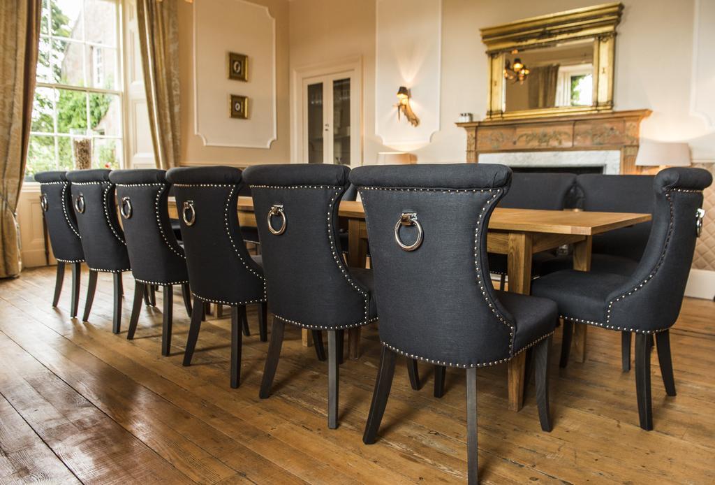 Buccleuch Arms Hotel St Boswells ภายนอก รูปภาพ