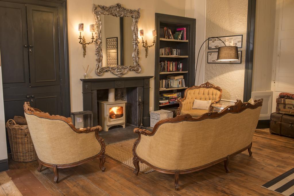 Buccleuch Arms Hotel St Boswells ภายนอก รูปภาพ